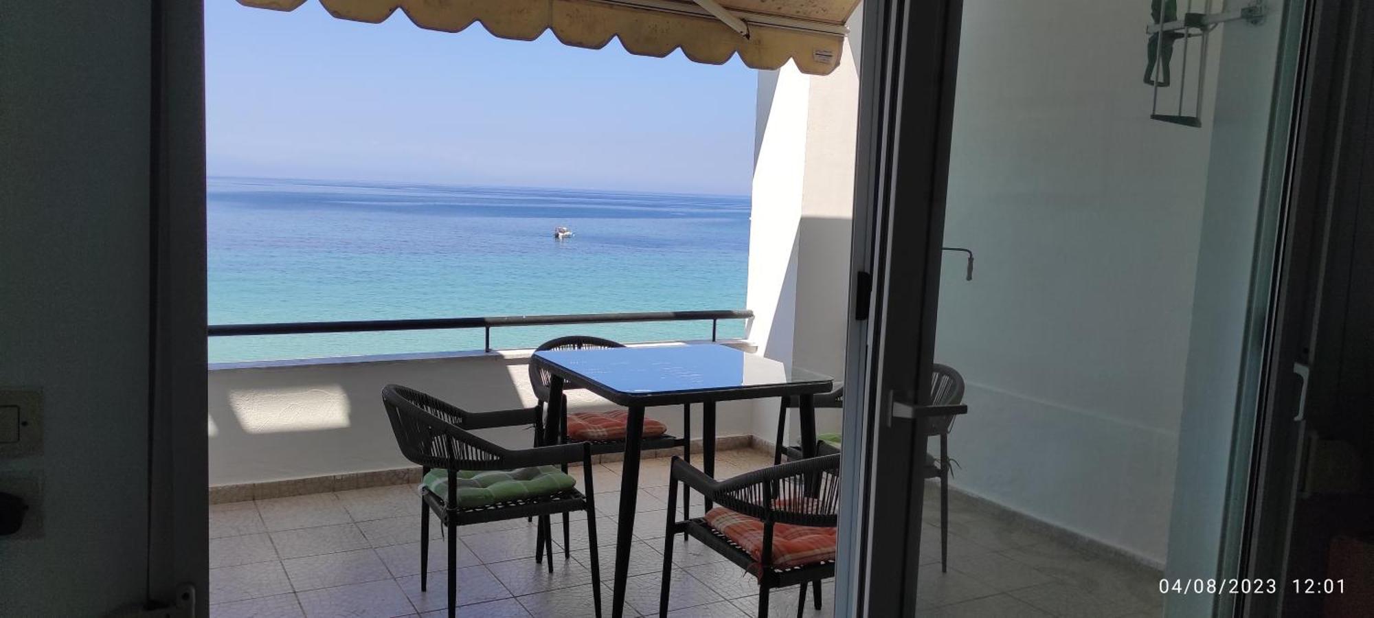 Seaside Beach House Siviri Exterior photo
